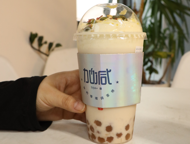 凯发天生一触即发茶饮：社交属性为奶茶赋予了特殊使命